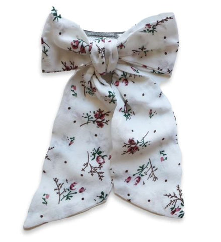 XLARGE WINTER FLOWERS SAILOR BOW- WHITE